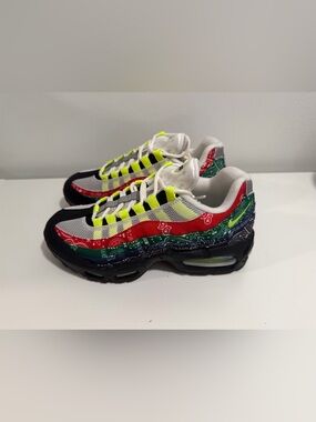 Kids Nike air max 95  Multicolor Bandana-Pattern Athletic Sneakers